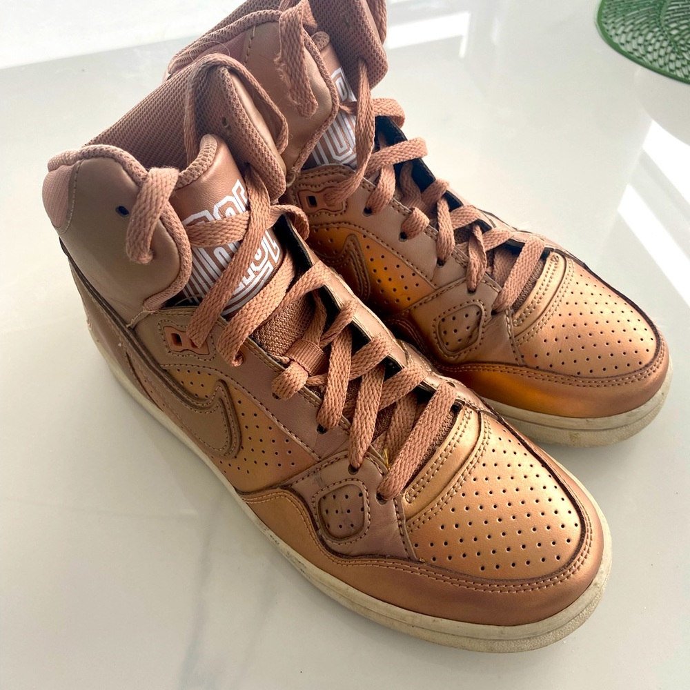 Nike Force High Tops in Rose Gold